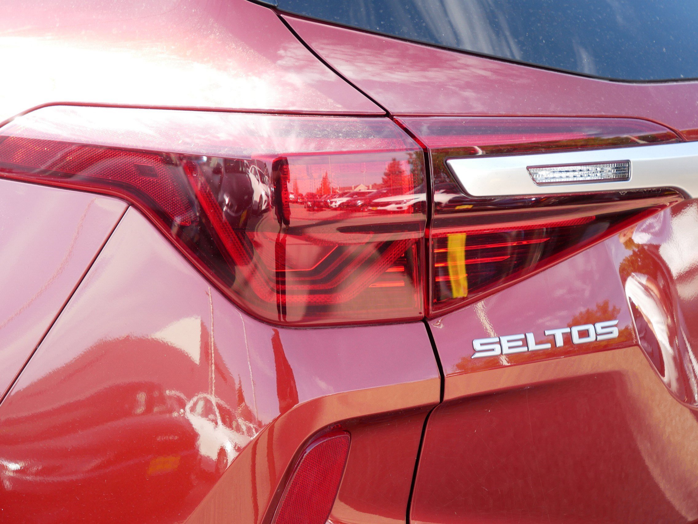 Certified 2023 Kia Seltos S w/ Navigation Package image 17