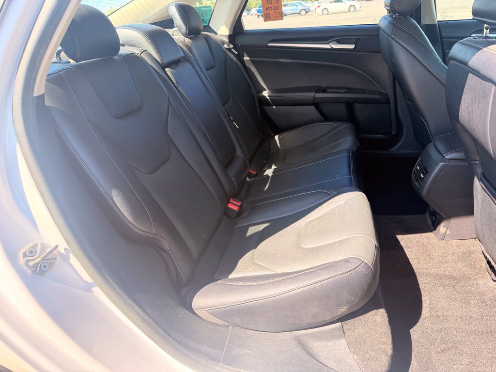 Used 2018 Ford Fusion Titanium FWD image 12