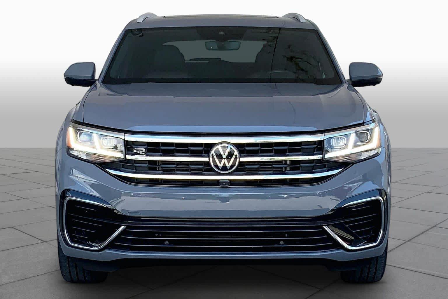 Used 2022 Volkswagen Atlas Cross Sport SEL Premium R-Line AWD/4WD image 4