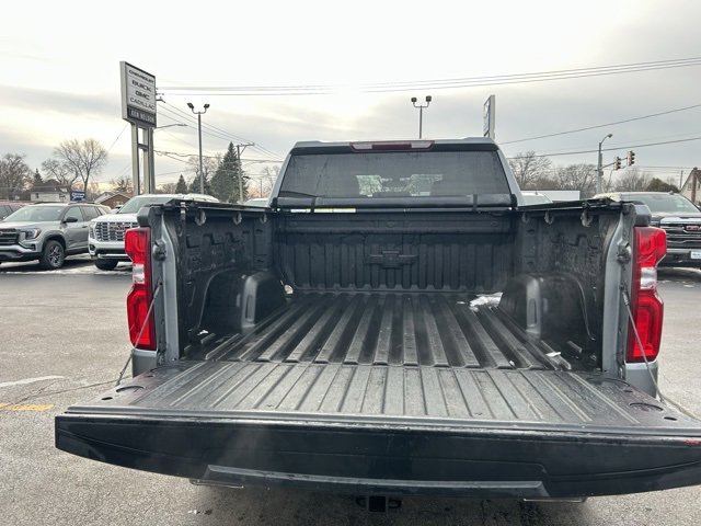 Used 2019 Chevrolet Silverado 1500 Custom Trail Boss w/ Custom Convenience Package image 9