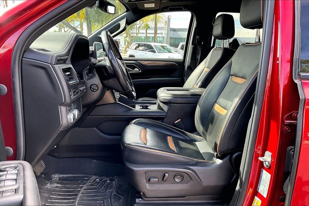 Used 2021 GMC Yukon AT4 w/ Rear Media and Nav Package image 5