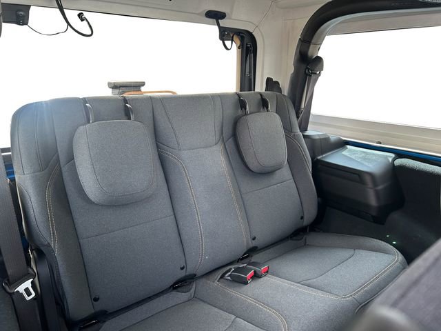 Used 2024 Jeep Wrangler Sport AWD/4WD image 17