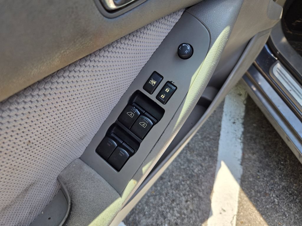Used 2008 Nissan Altima 3.5 SE w/ Emergency Aid Pkg FWD image 16