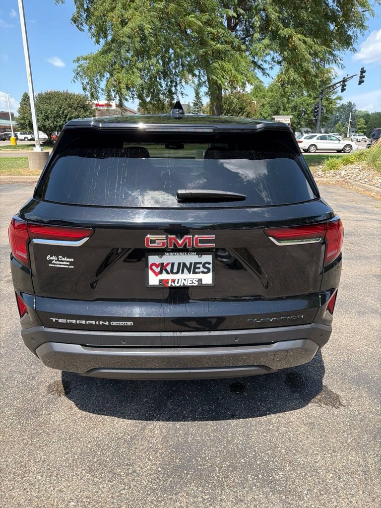 Used 2025 GMC Terrain Elevation AWD/4WD image 18