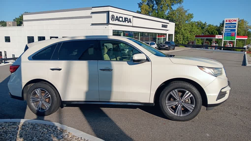 Used 2017 Acura MDX SH-AWD image 6
