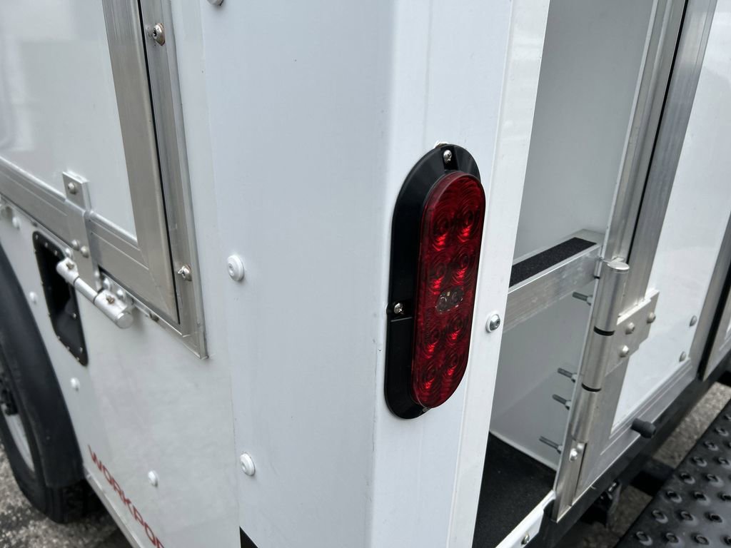 New 2026 Ford E-350 and Econoline 350 Super Duty w/ Power Equipment Group image 21