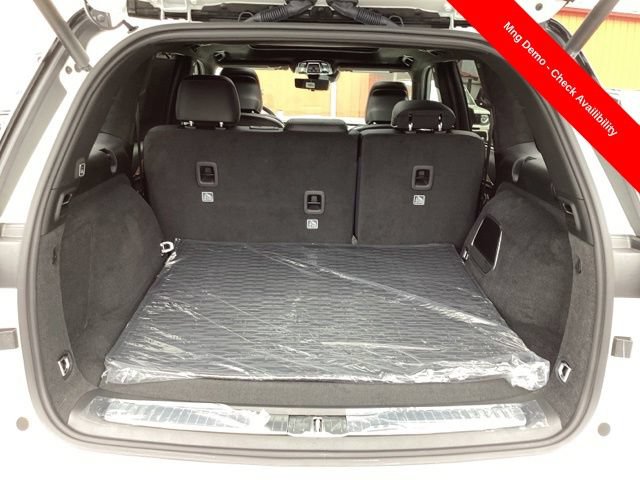 Used 2023 Jeep Grand Cherokee Summit AWD/4WD image 17