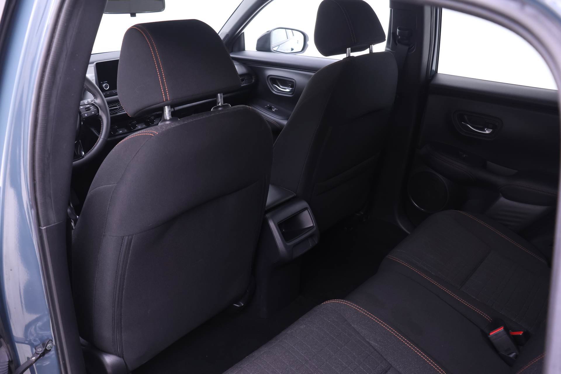 Certified 2025 Honda HR-V Sport image 14
