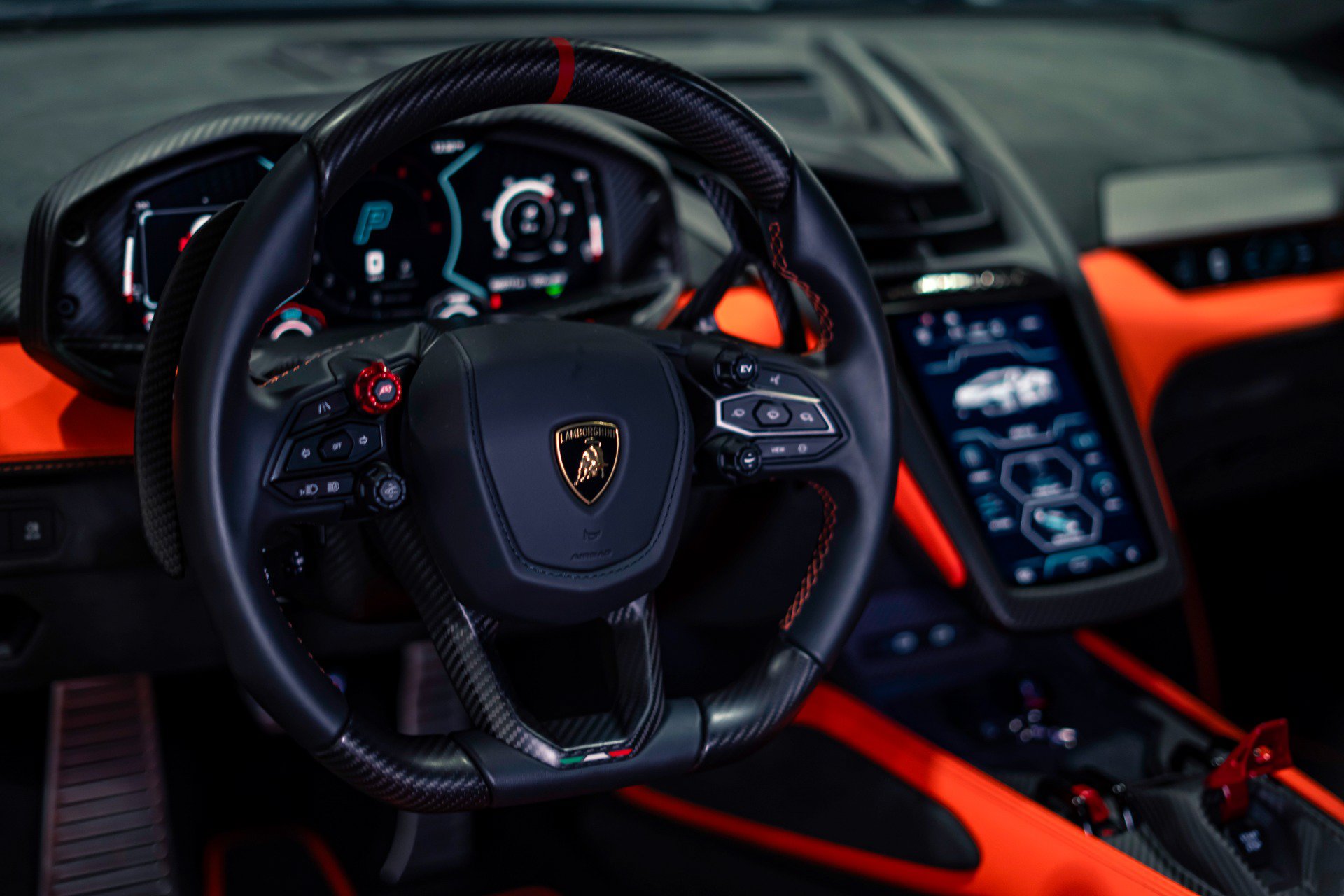 Used 2025 Lamborghini Revuelto AWD/4WD image 20