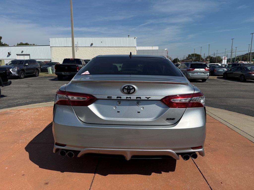 Used 2020 Toyota Camry XSE FWD image 5