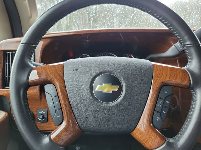 Used 2020 Chevrolet Express 2500 w/ Enhanced Convenience Package RWD image 10