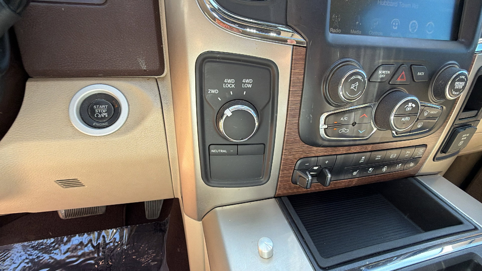 Used 2013 RAM 2500 Laramie w/ Convenience Group image 30
