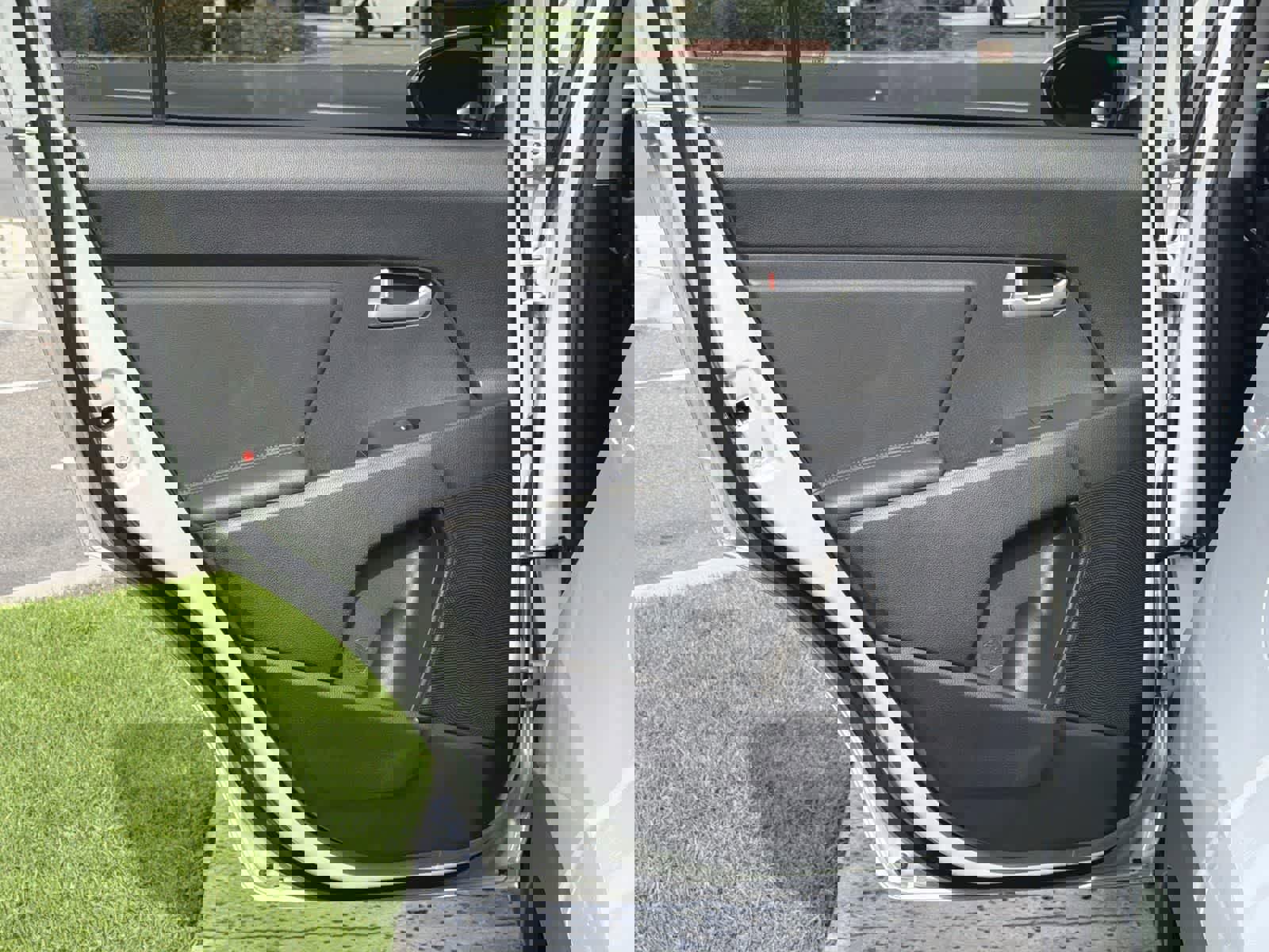 Used 2013 Kia Sportage LX image 24