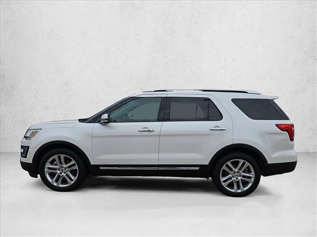 Used 2016 Ford Explorer Limited w/ Equipment Group 301A FWD image 9
