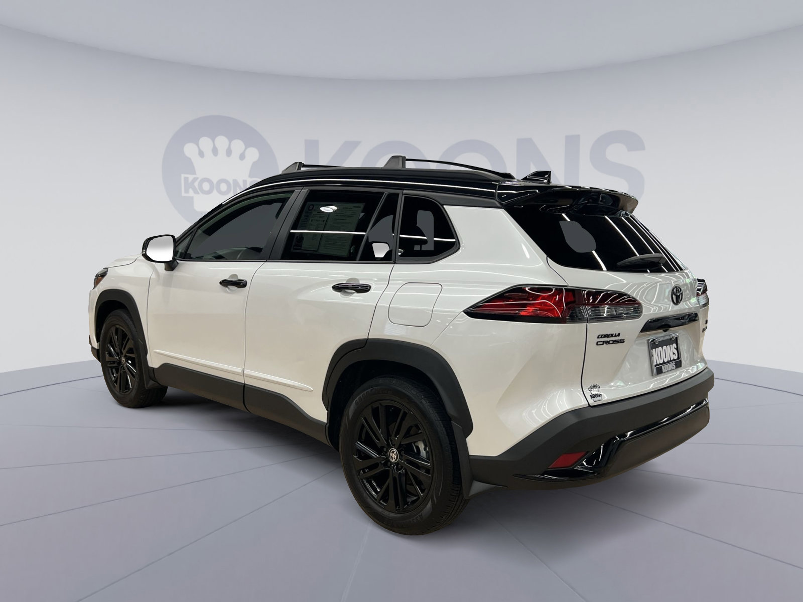 Used 2025 Toyota Corolla Cross AWD Hybrid image 4