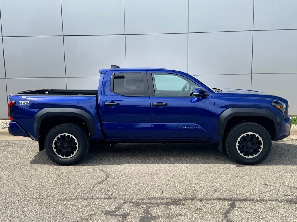 Used 2024 Toyota Tacoma TRD Off-Road w/ TRD Off Road Upgrade Package AWD/4WD image 36