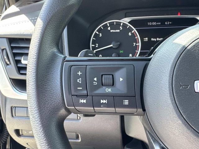 Used 2023 Nissan Rogue SV FWD image 16