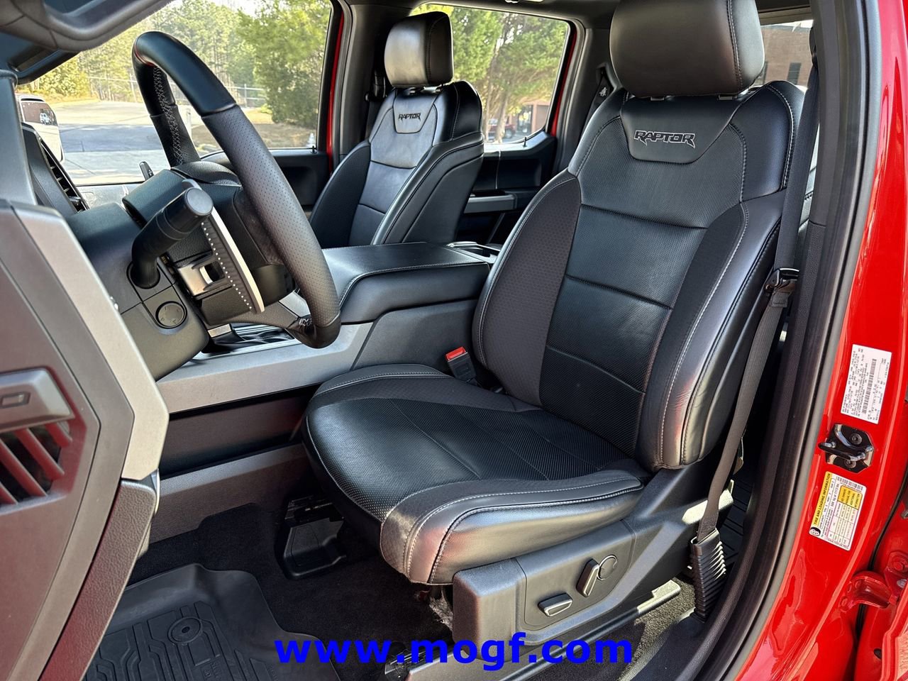 Used 2019 Ford F150 Raptor w/ Equipment Group 802A Luxury image 24
