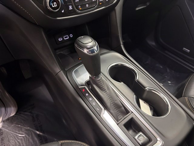 Used 2020 Chevrolet Equinox Premier FWD image 34