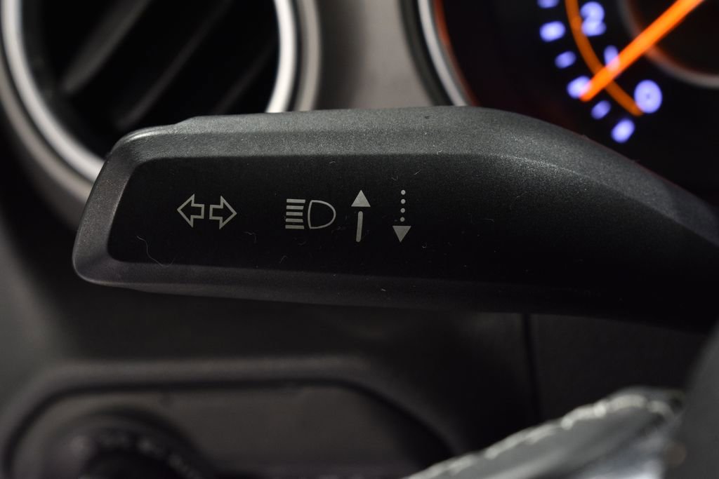 Used 2018 Jeep Wrangler Unlimited Sahara w/ Cold Weather Group image 16