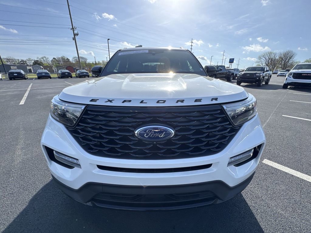 Used 2022 Ford Explorer ST-Line w/ Class IV Trailer Tow Package image 28