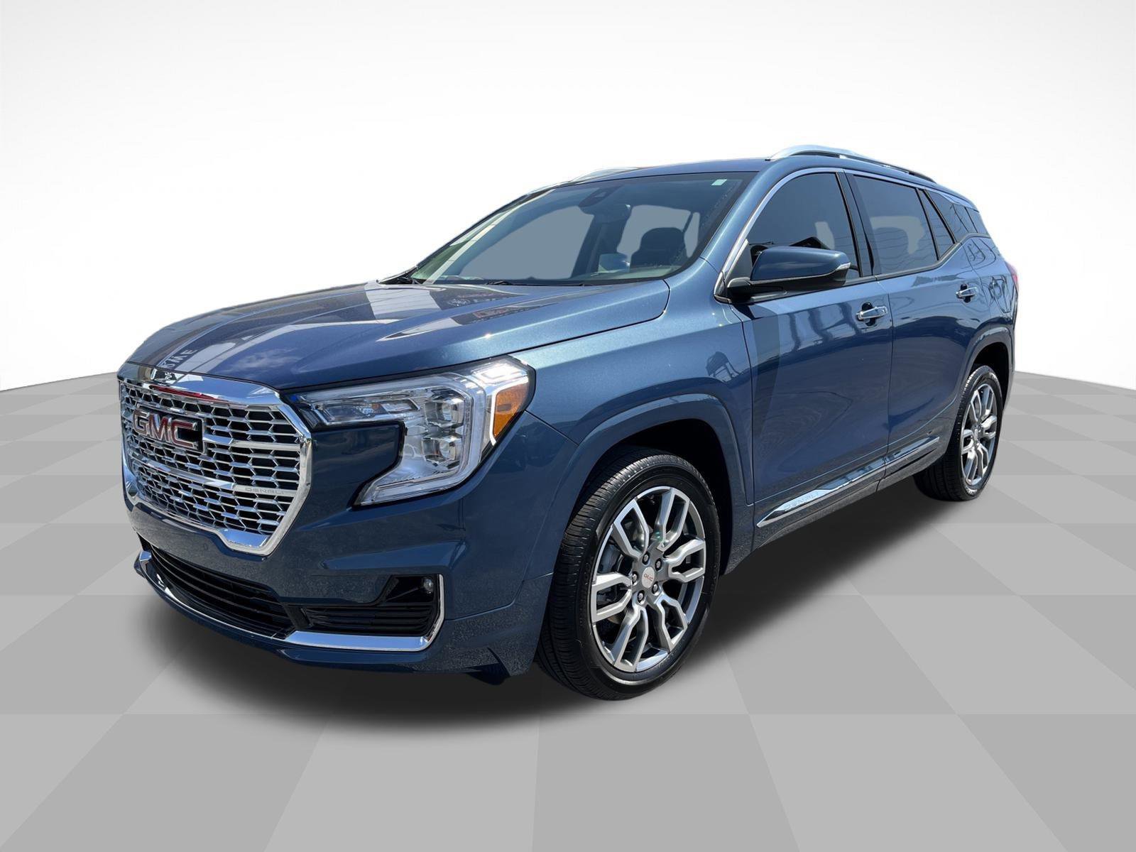Certified 2024 GMC Terrain Denali w/ LPO, Floor Liner Package image 1