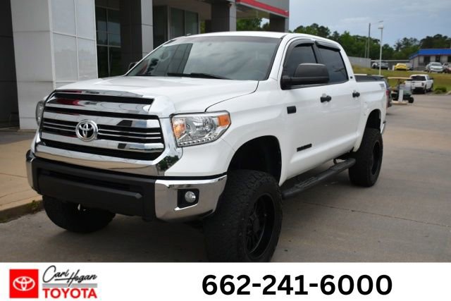 Used 2017 Toyota Tundra SR5 w/ SR5 Upgrade Package AWD/4WD image 1