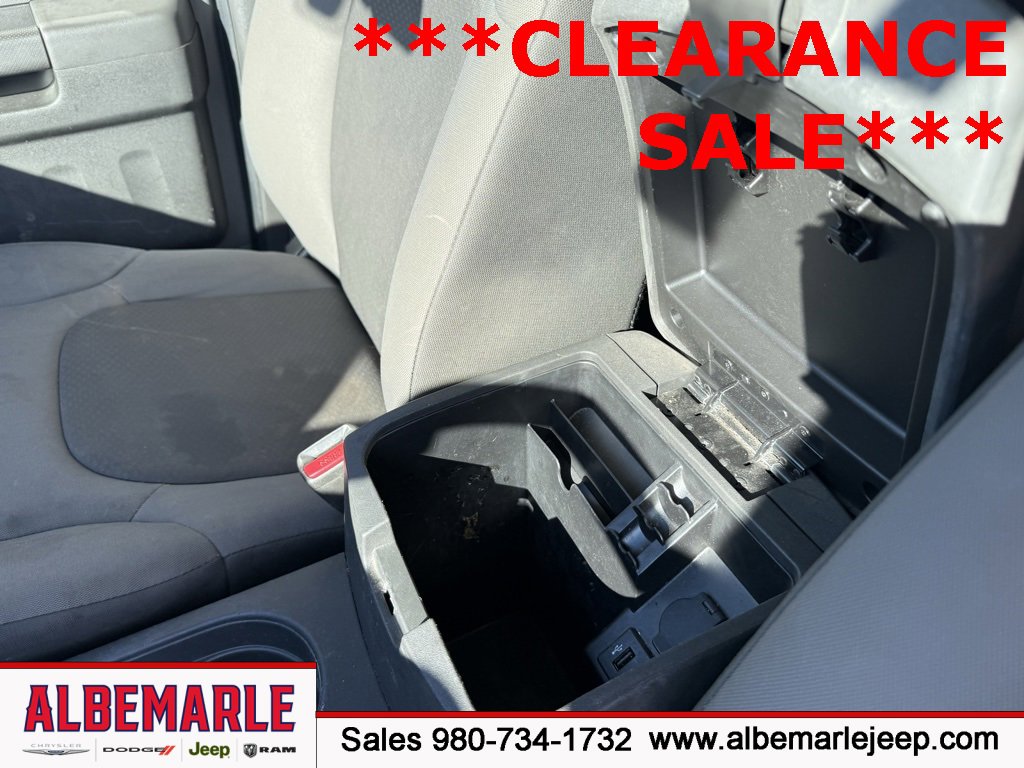 Used 2015 Nissan Xterra S image 22