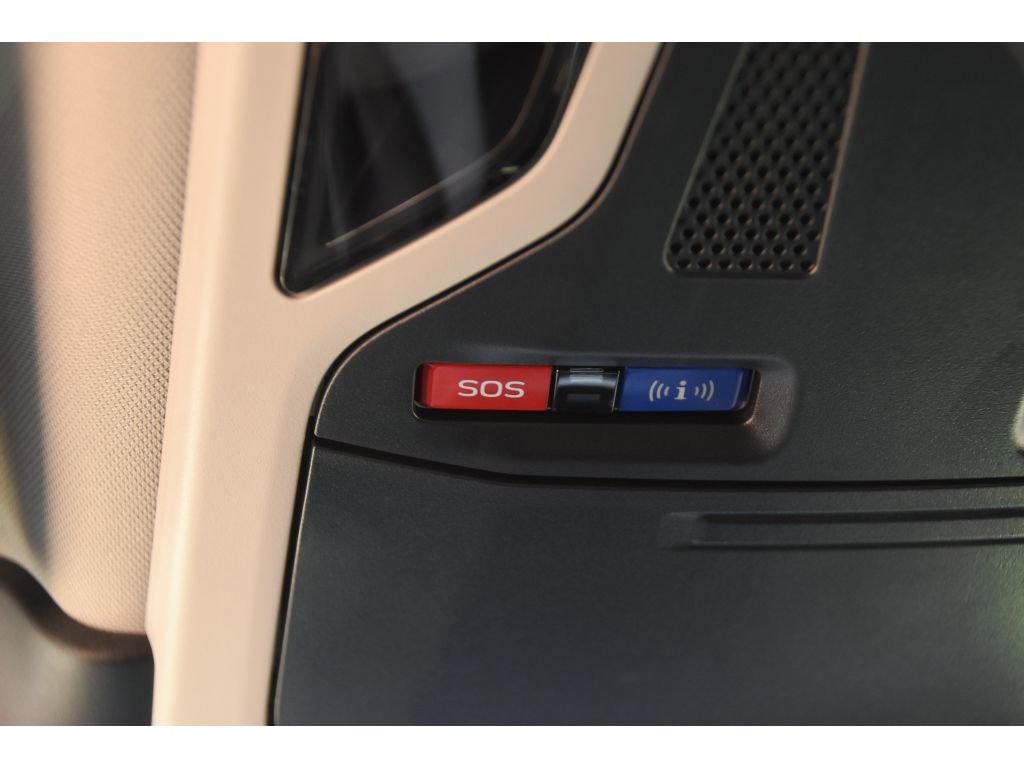 Certified 2025 Subaru Outback Premium w/ Popular Package #1A image 38