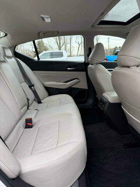 Used 2024 Nissan Altima 2.5 SL image 21