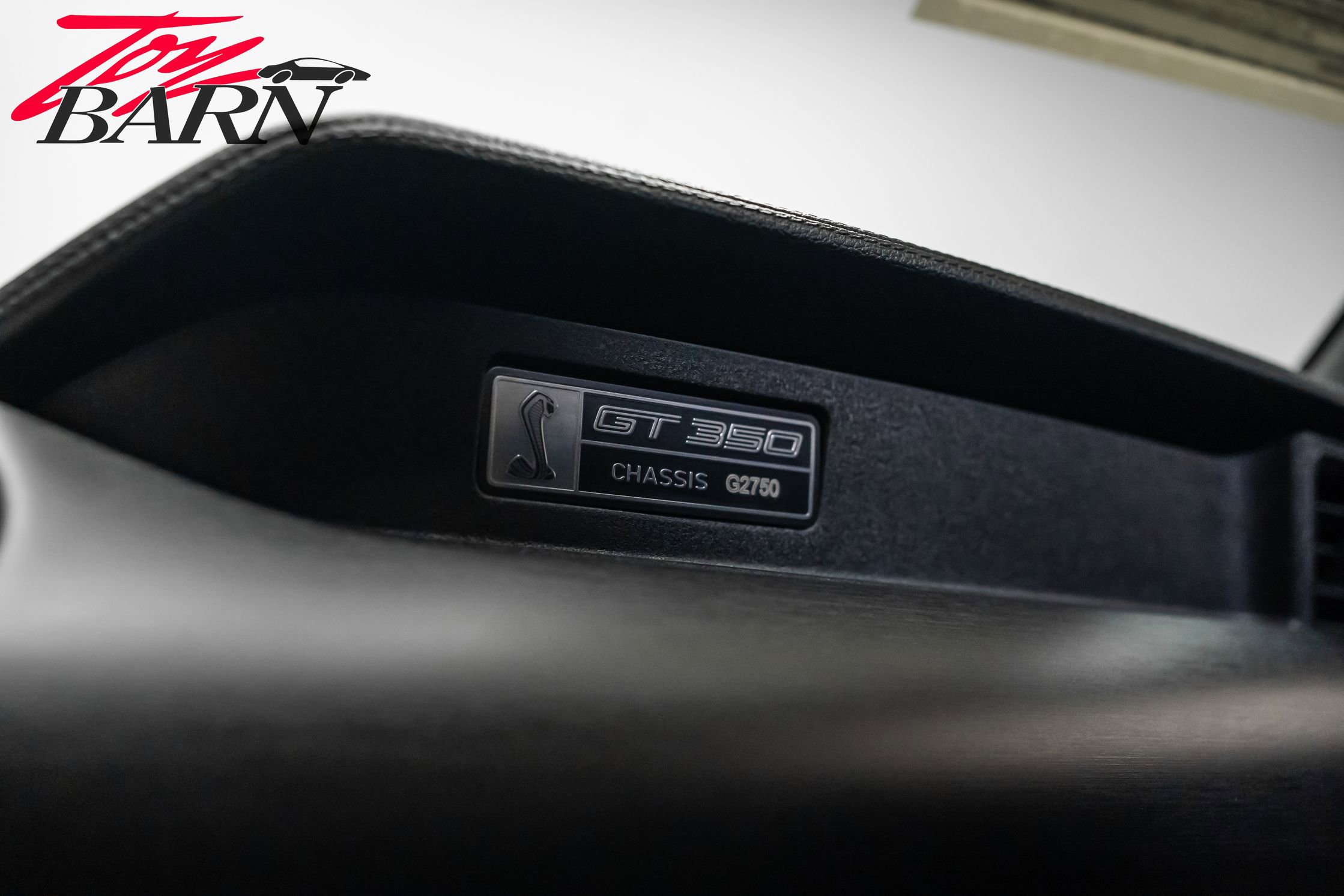 Used 2016 Ford Mustang Shelby GT350 w/ Technology Package image 38