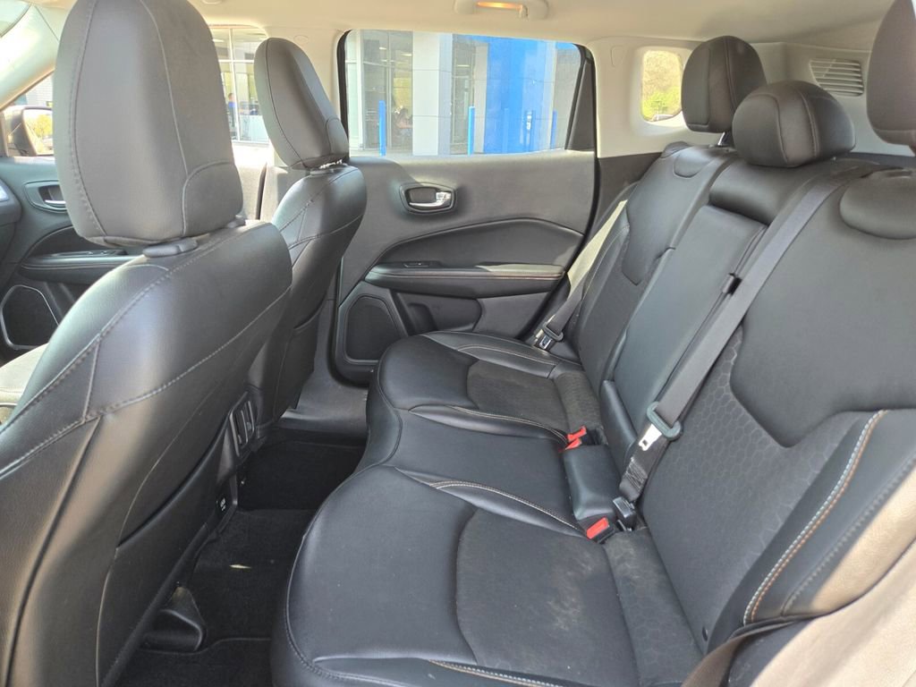 Used 2020 Jeep Compass Latitude image 12