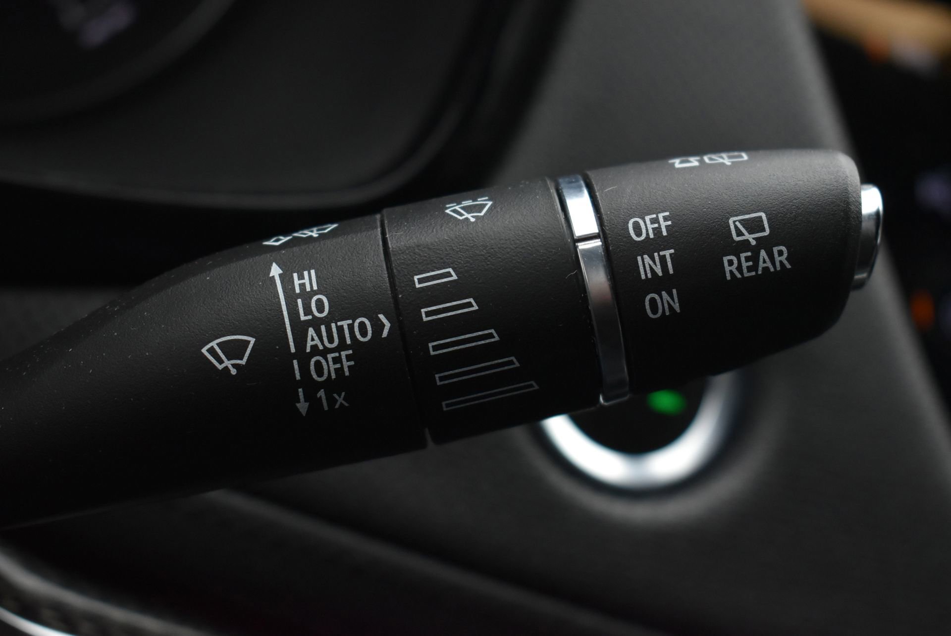 Used 2023 Cadillac XT5 Sportv w/ Technology Package image 24