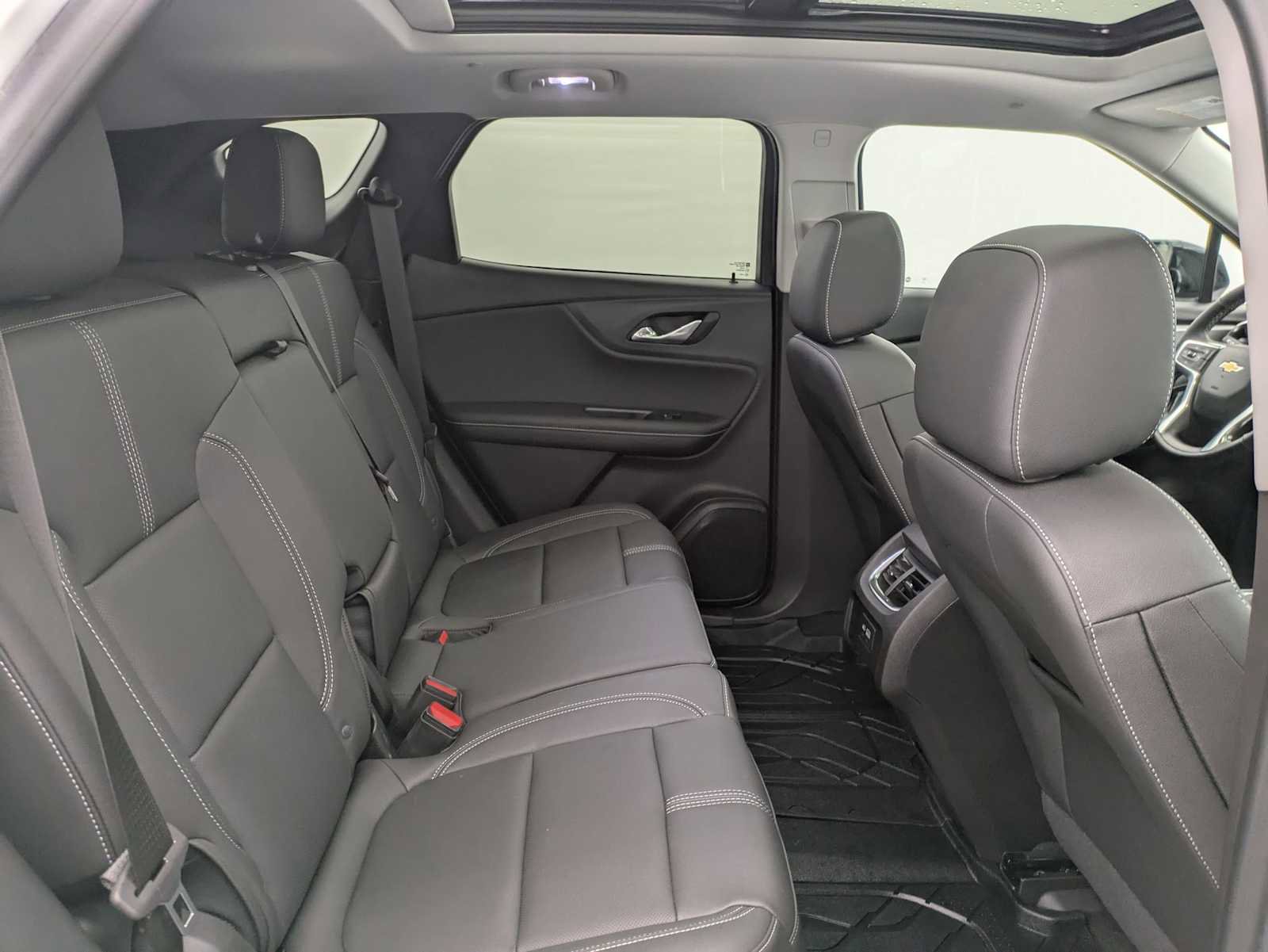 Used 2024 Chevrolet Blazer LT w/ Redline Edition image 21