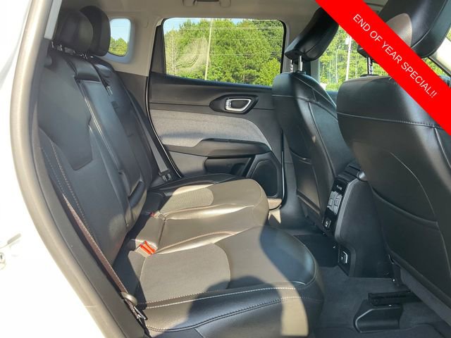 Used 2022 Jeep Compass Latitude image 11