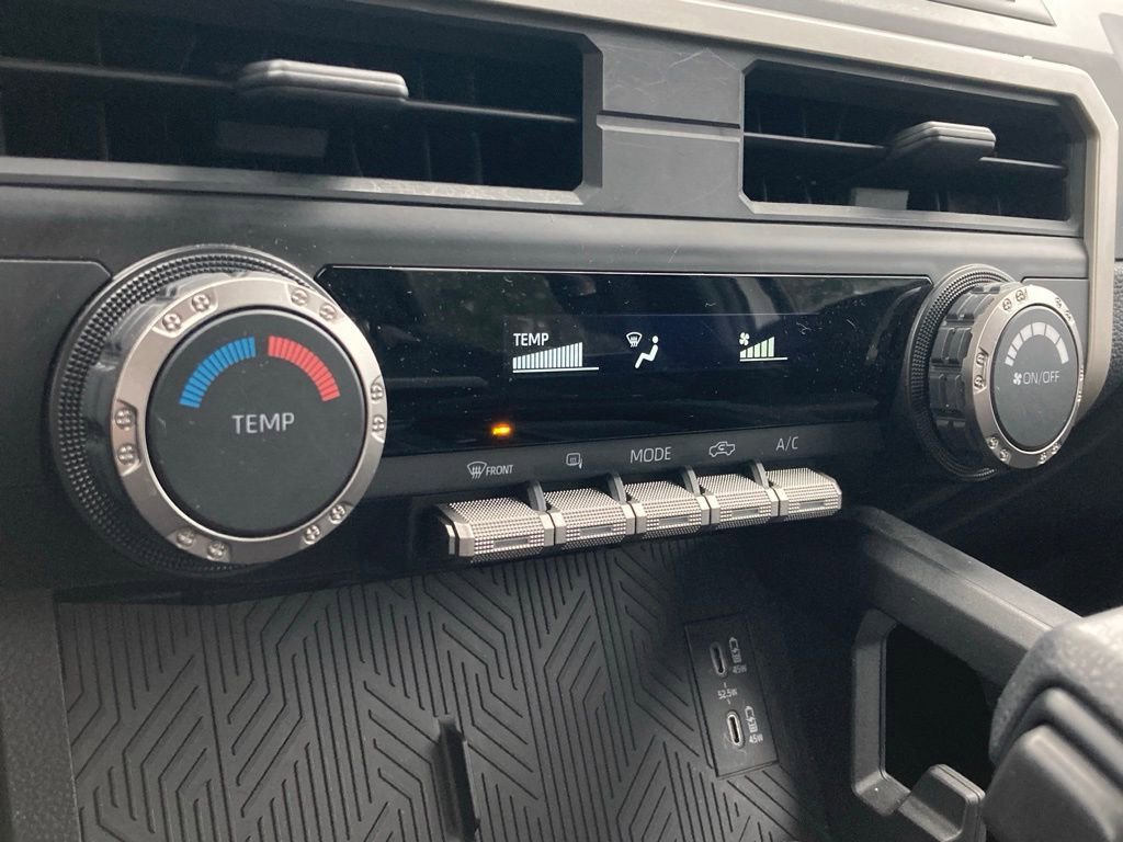 Used 2024 Toyota Tacoma SR RWD image 22