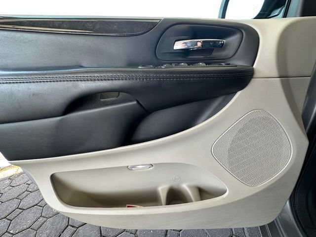 Used 2015 Dodge Grand Caravan SE w/ Quick Order Package 29E SE FWD image 14
