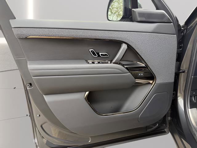 Certified 2024 Land Rover Range Rover Sport Dynamic SE image 15