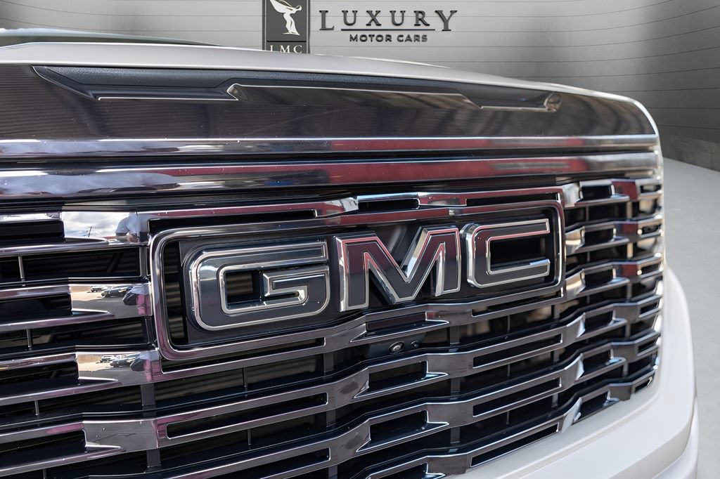 Used 2024 GMC Sierra 1500 Denali Ultimate AWD/4WD image 16