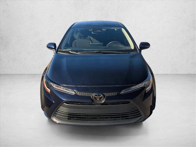 Used 2023 Toyota Corolla LE image 2