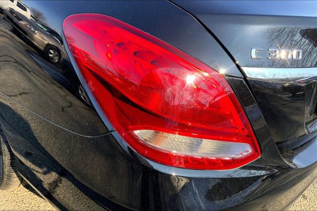 Used 2015 Mercedes-Benz C 300 Sedan image 24