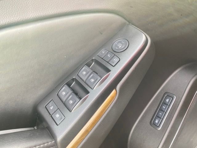 Used 2016 GMC Yukon Denali image 18