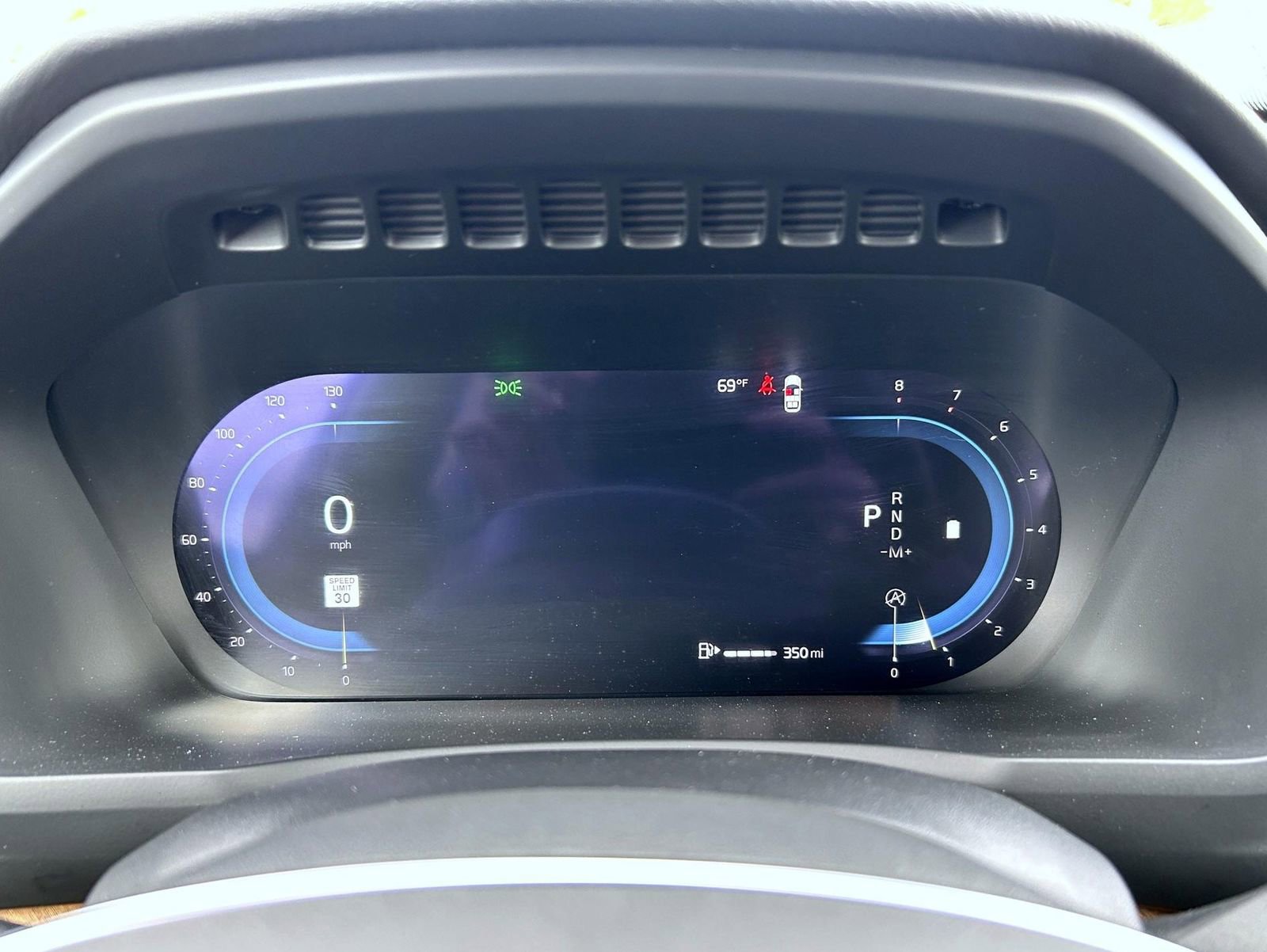 Used 2024 Volvo XC90 B6 Plus image 14