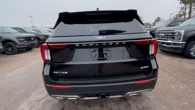 New 2026 Ford Explorer Active w/ Active Comfort Package image 3