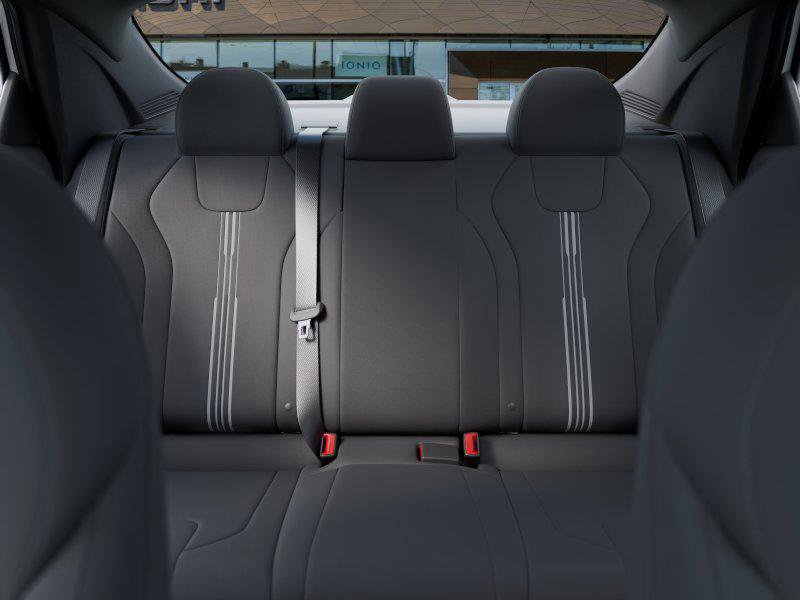 New 2026 Hyundai Elantra Hybrid FWD image 12