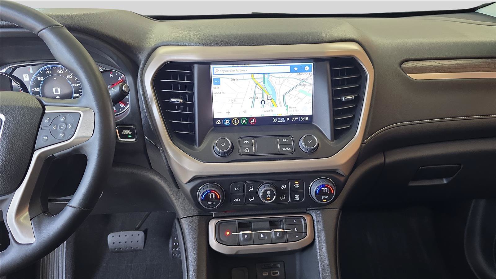 Used 2023 GMC Acadia Denali w/ Denali Ultimate Package AWD/4WD image 22
