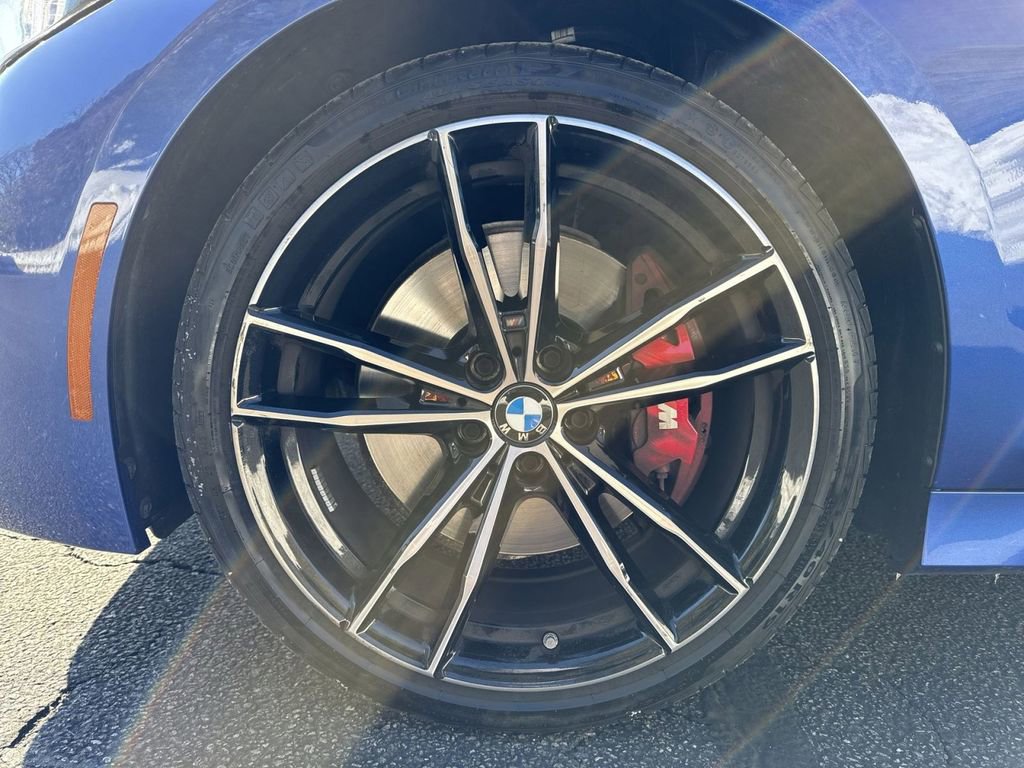 Used 2023 BMW 330i xDrive Sedan w/ M Sport Package image 10
