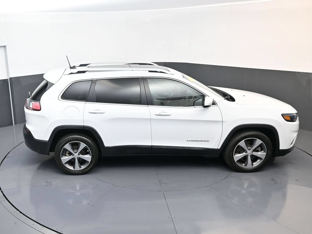 Used 2020 Jeep Cherokee Limited w/ Technology Group FWD image 16