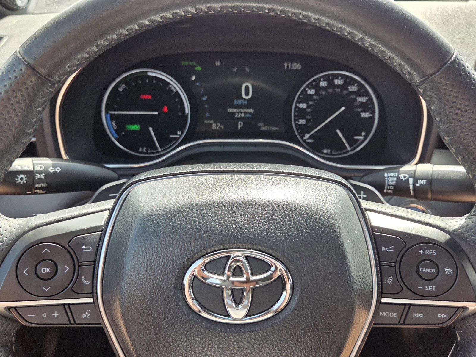 Certified 2022 Toyota Avalon XSE image 18