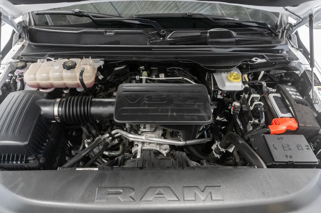Used 2025 RAM 1500 Big Horn AWD/4WD image 4
